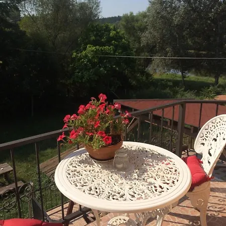 Cosy On The Near Budapest And The Airport Bed and breakfast