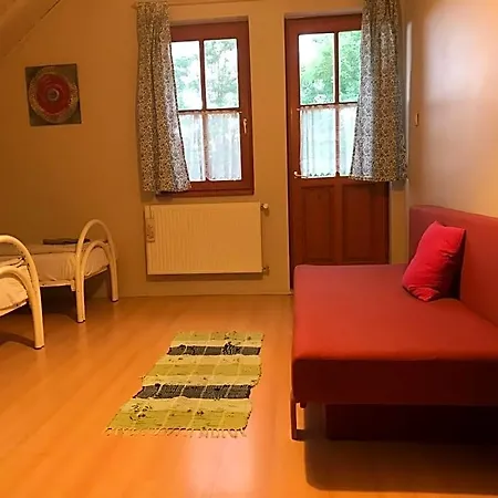 Cosy On The Near Budapest And The Airport